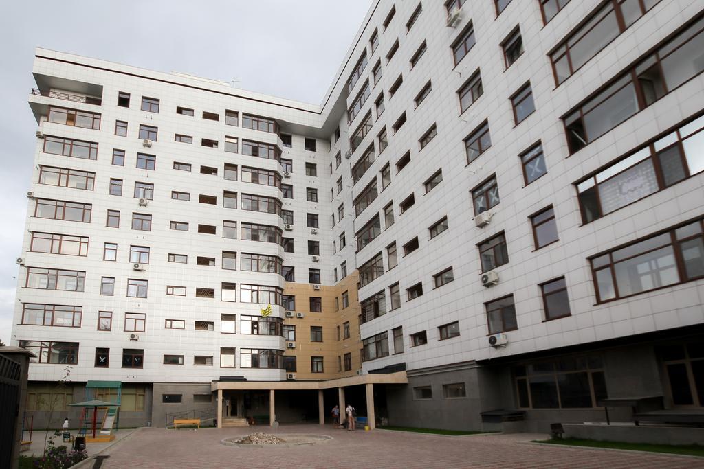 Oscar'S Apartments Bischkek Exterior foto